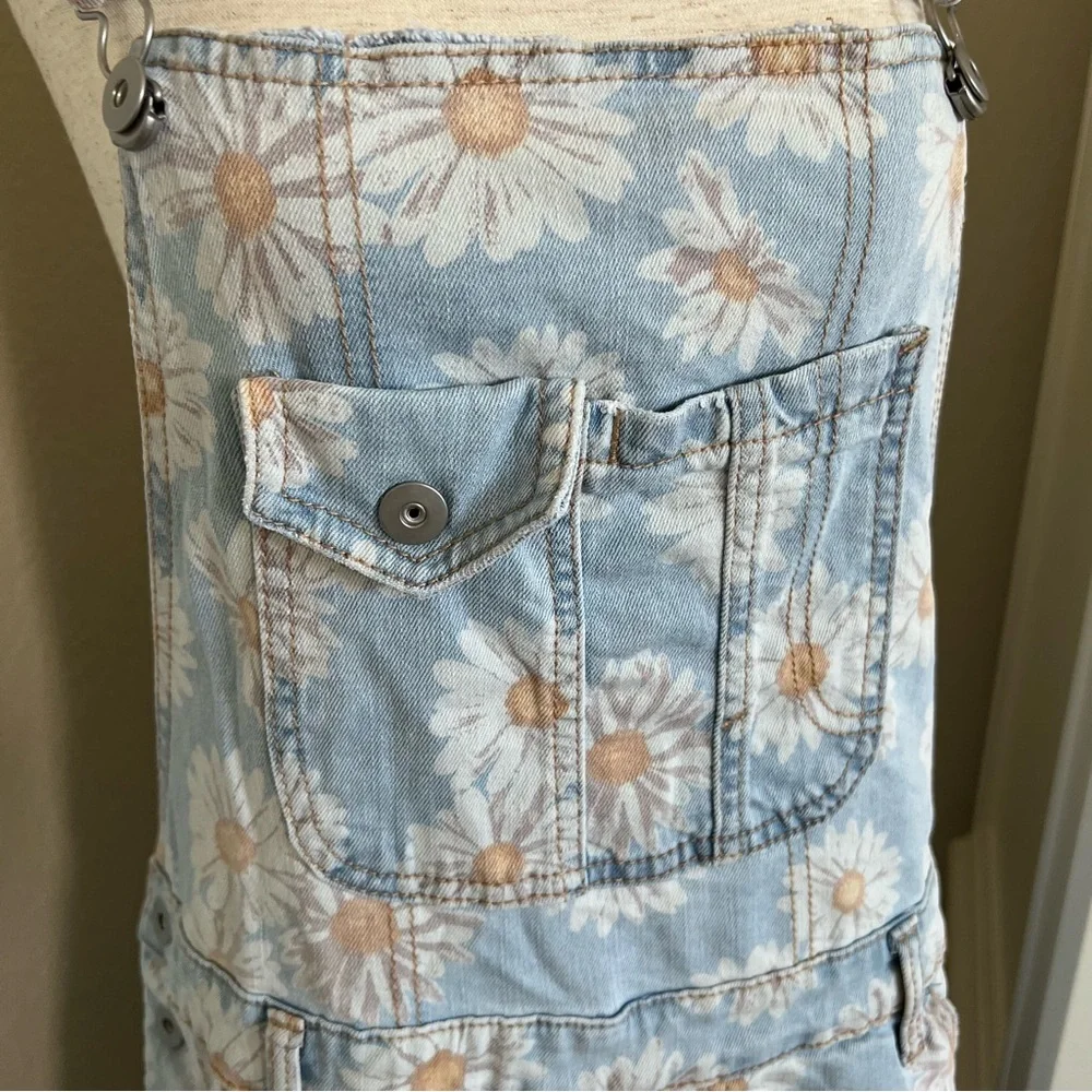 Denim Floral Shortalls - Picture 3 of 8